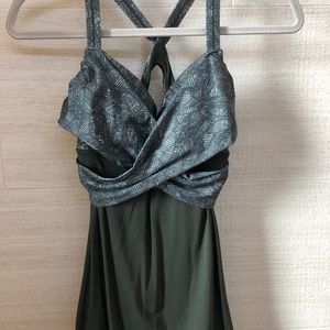 Like new lululemon tank top size 8.